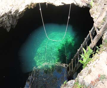 Cenote Calavera